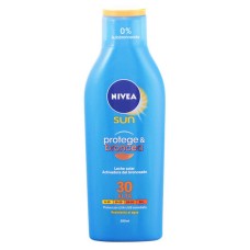 Leche Solar Protege & Broncea Nivea SPF 30 (200 ml) 30 (200 ml)